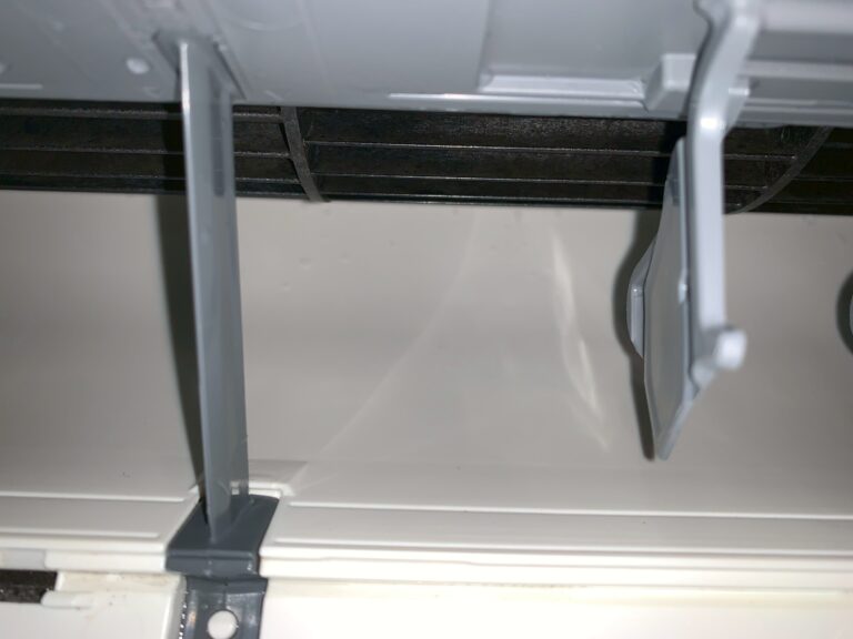 白石市でエアコンクリーニングを行いました！カビ臭さもスッキリ解消✨